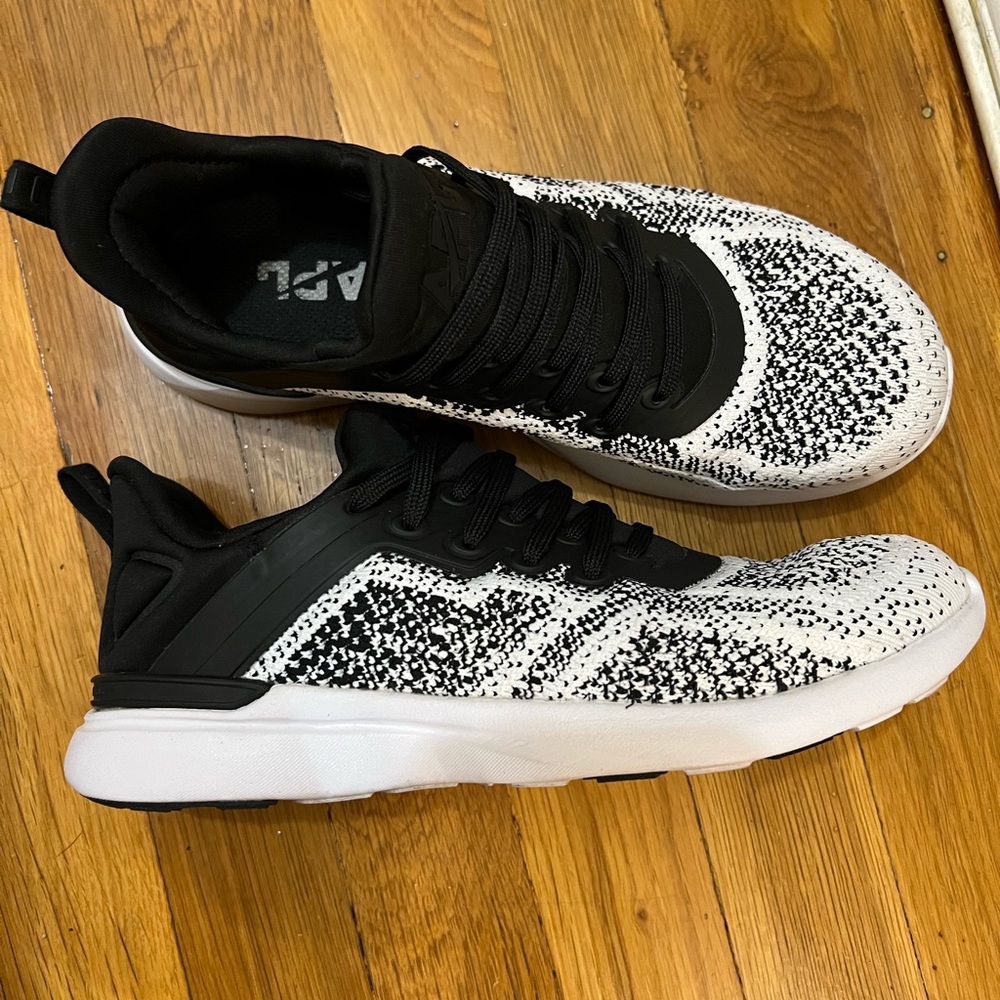 APL Techloom Tracer size 6.5